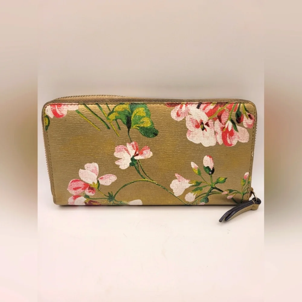 GUCCI Blooms Round Zip Long Wallet Flora Pink Beige Red Leather Floral